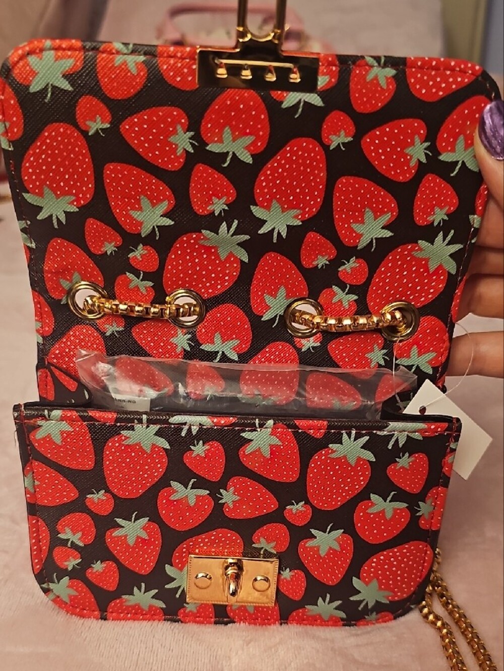 Strawberry Print Crossbody Shoulder Bag - Comes With 1 Free Charm - Picture 5 of 7